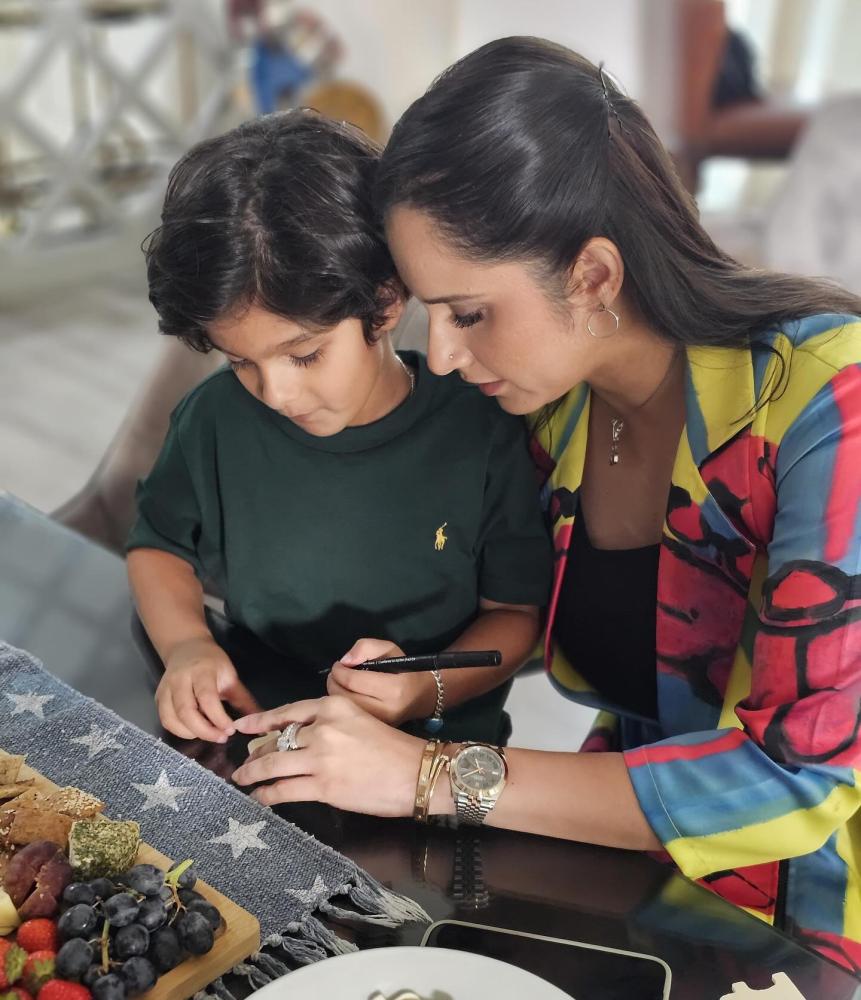 sania-mirza-colorful-photos